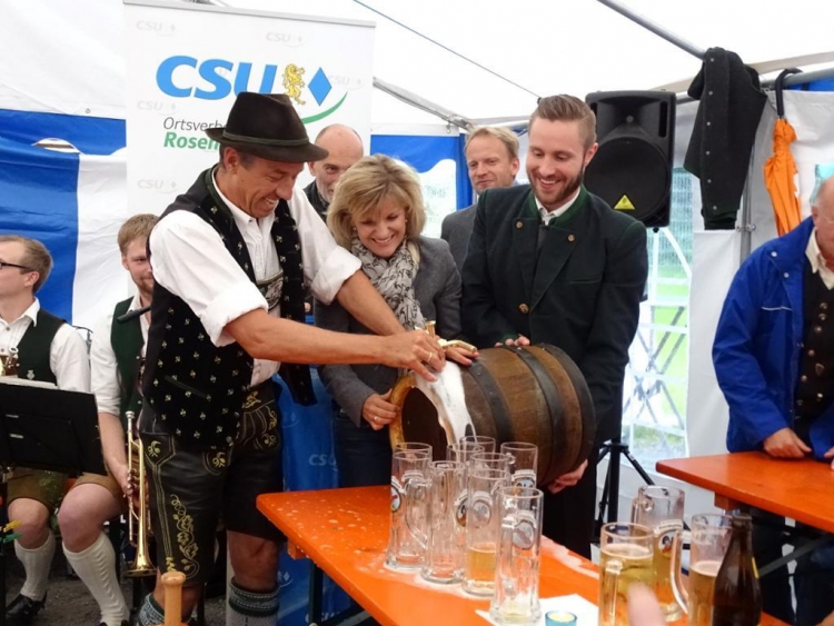 Gelungener Bieranstich der CSU Rosenheim-Stadt