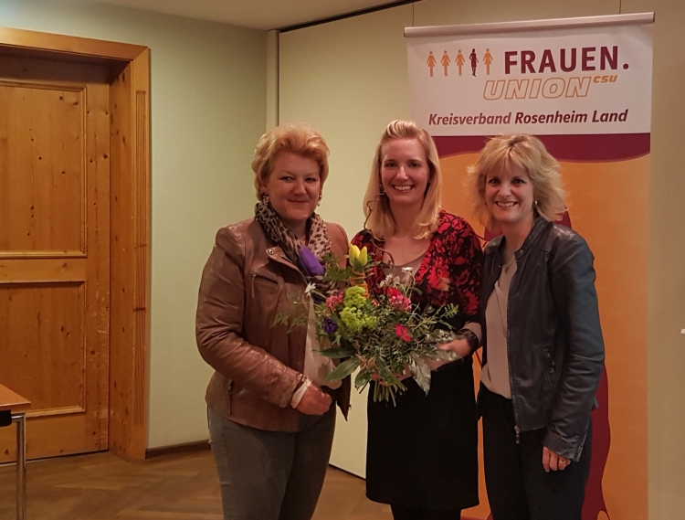 Generationenwechsel bei der Frauen Union Rosenheim-Land