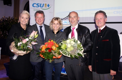 Foto von links: Oberbürgermeisterin Gabriele Bauer, CSU-Kreisvorsitzender Rosenheim-Land Klaus Stöttner (MdL), MdB Daniela Ludwig, CSU-Kreisvorsitzender Rosenheim-Stadt Herbert Borrmann, Wahlleiter und ehemaliger Landrat Josef Neiderhell.