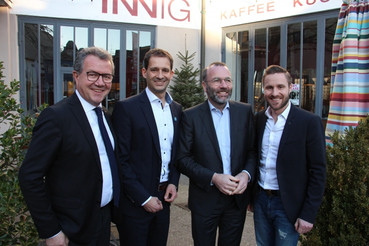 &quot;Auf einen Kaffee mit Manfred Weber&quot; in Rosenheim