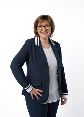 BezirksrätinMarianne Loferer