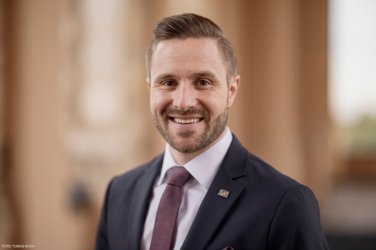Porträtfoto von Daniel Artmann, MdL
