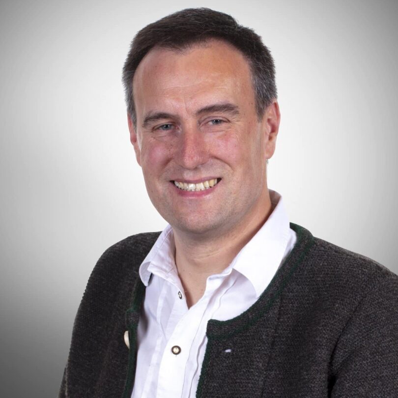 Bernhard Kratzer Bernhard Kratzer