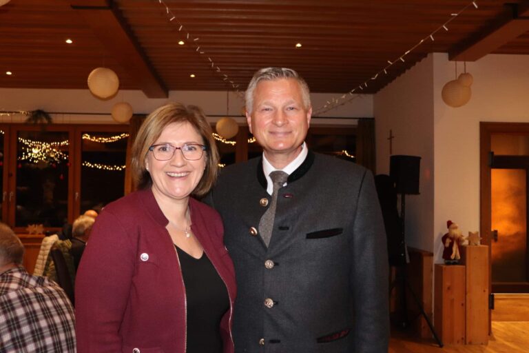 Stellvertretende Landrätin Marianne Loferer und erster Bürgermeister Richard Richter, Foto: CSU Bruckmühl