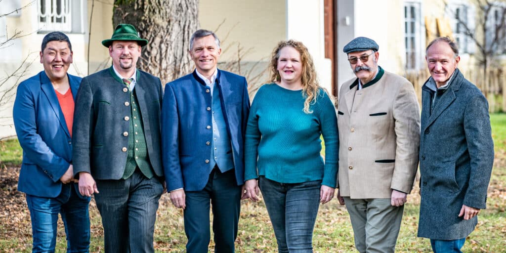 Anton Wallner mit den Ortsvorsitzenden der CSU Großkarolinenfeld, CSU Tattenhausen, PLW Großkarolinenfeld, SPD Großkarolinenfeld, Bündnis 90/Die Grünen Großkarolinenfeld