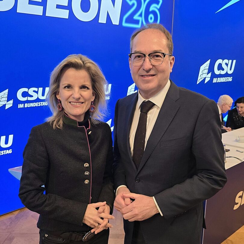 Foto: Staatssekretärin Daniela Ludwig, MdB, mit Bundesinnenminister Alexander Dobrindt in Kloster Seeon / Foto CSU